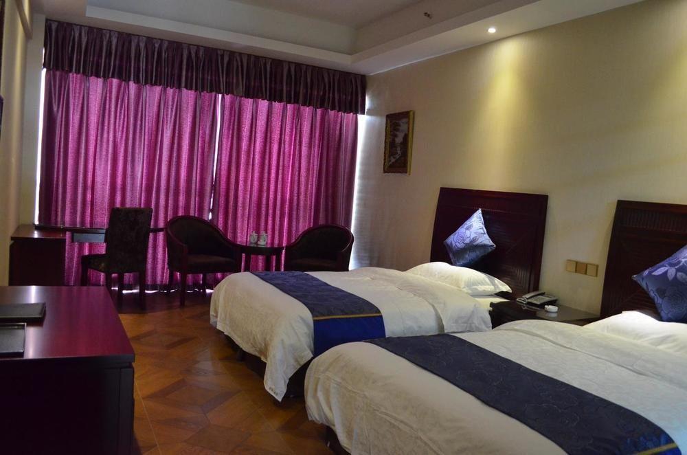Fengyu Business Hotel Chengdu Extérieur photo