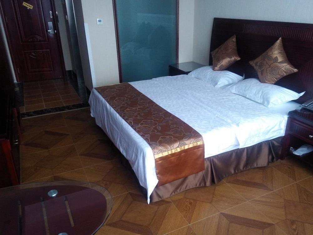 Fengyu Business Hotel Chengdu Extérieur photo